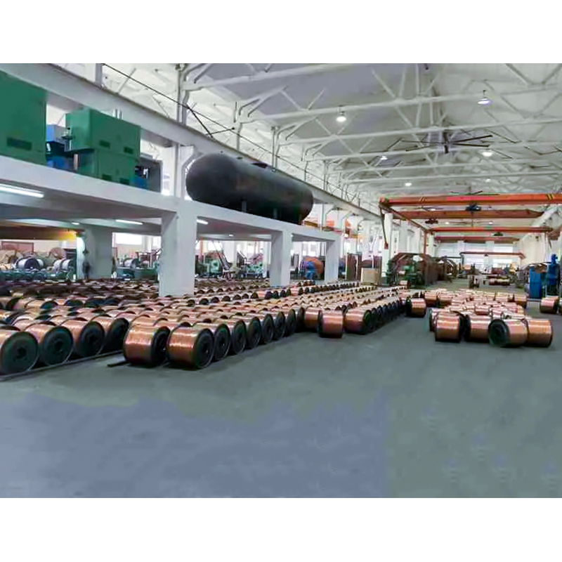 Tværbindende polyelefinisoleret ledning og kabel med nominel spænding op til og inklusive 450/750V