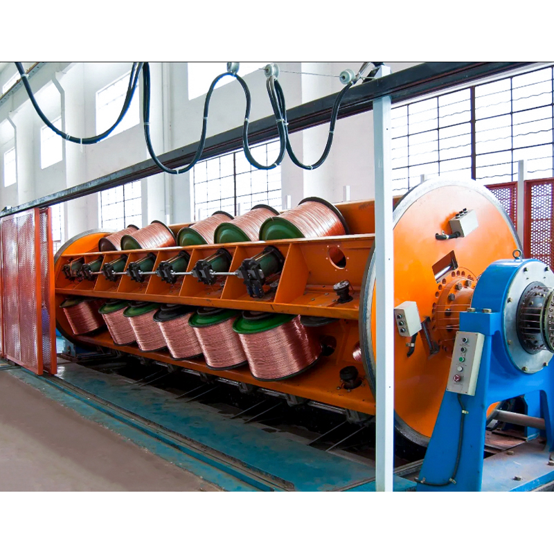 Ledning og kabel til computer, elektriske apparater, instrumenter og udstyr